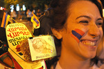Армяне обижены на слово «майдан». Но печеньки бунтарям уже раздают