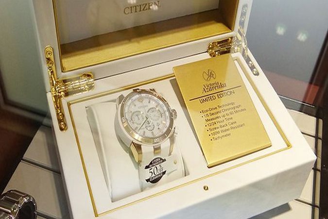 Фото: японская фирма продает именные часы Виктории Азаренко за 495 долларов