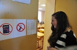 Так сдавали ЕГЭ в Тверской области: троих выгнали за шпаргалки и телефоны, а 33 школьника стали 100-балльниками