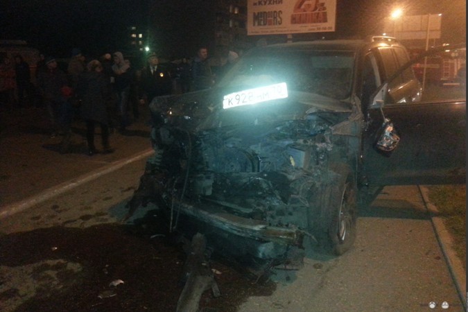Три версии страшного ДТП в Ангарске, где водитель Toyota Land Cruiser сбил пешехода и протаранил 5 машин