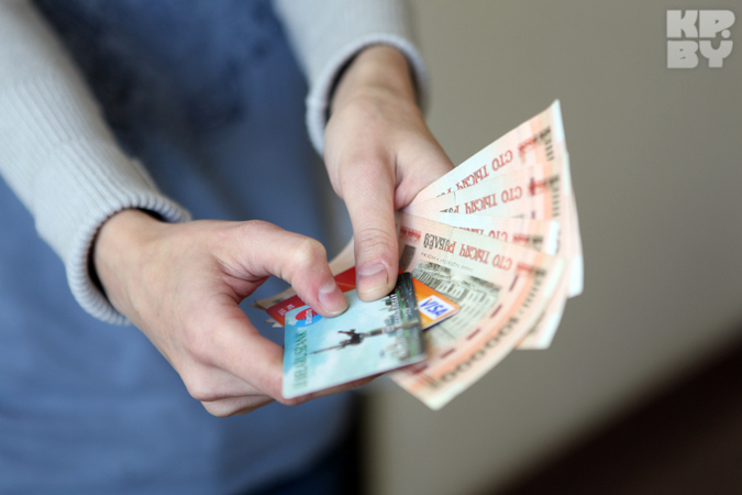 В Минске продавец 80 раз провернула аферу с чужими карточками   