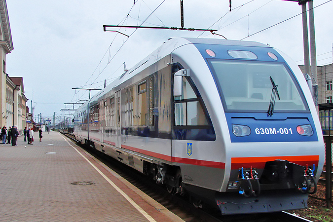 Отменят ли убыточные поезда до Варшавы и Вильнюса?