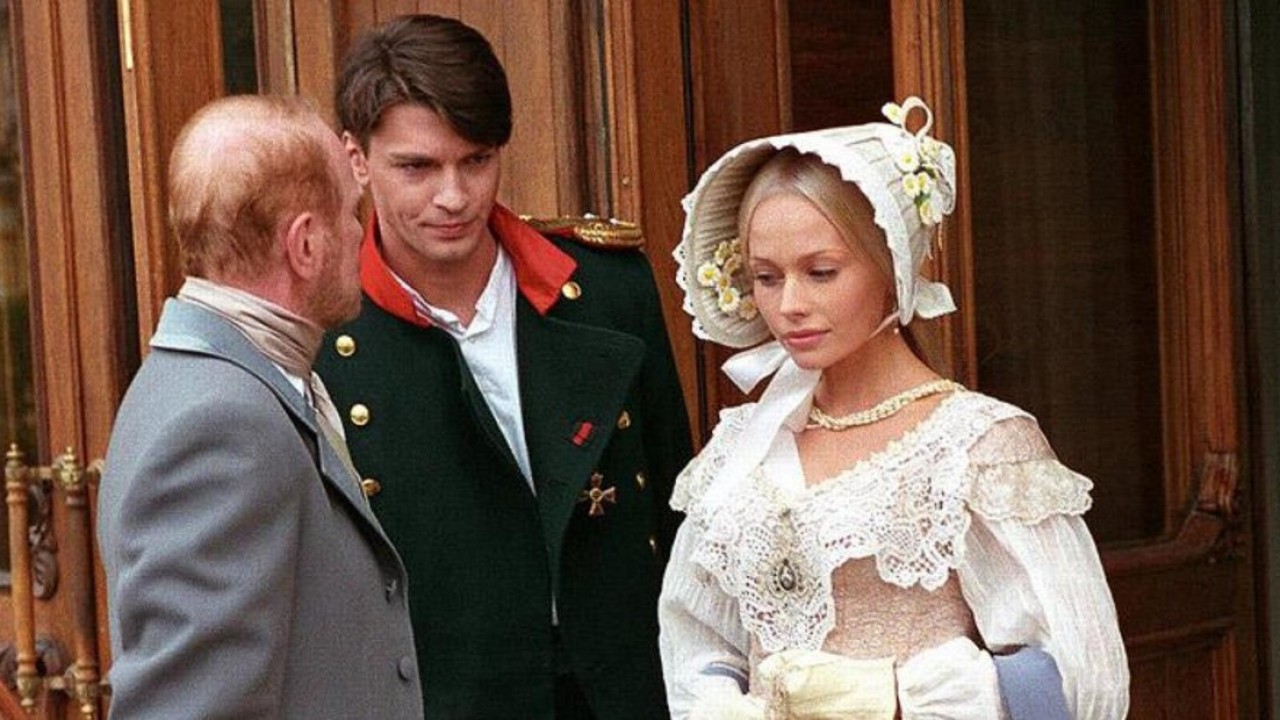 мадам де воланж бедная настя. крепостная сериал бедная настя. марина александрова в сериале бедная настя. иван иванович корф бедная настя. бедная настя корф и анна.