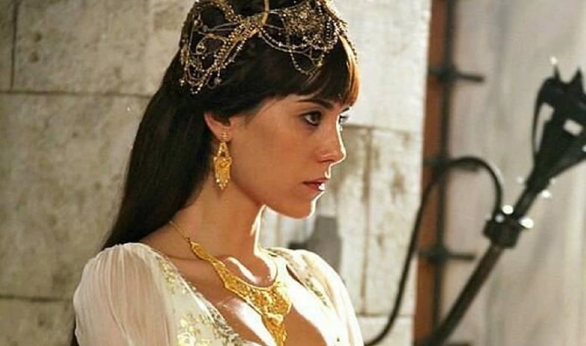 фирузе великолепный