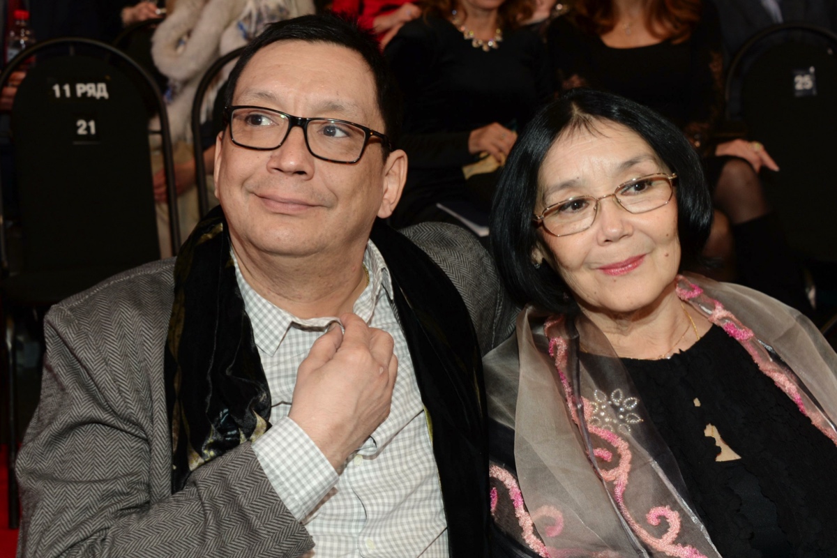 Наталья Аринбасарова и Егор Кончаловский. Андрей Михалков-Кончаловский и Аринбасарова. Екатерина Двигубская и Егор Кончаловский. Вторая жена Андрея Кончаловского