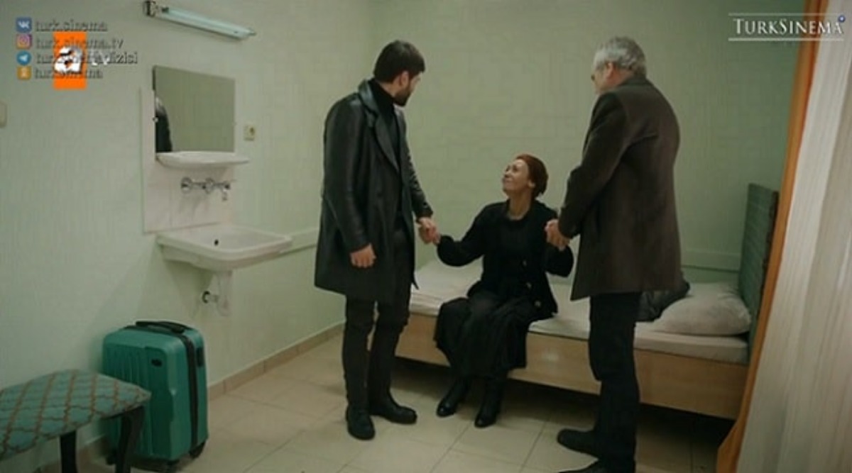 Ветреный что будет дальше. Конец сериала ветреный. Азизе в сериале ветренный. Махмуд в сериале ветреный. Ветреный 3 сезон 201 серия.