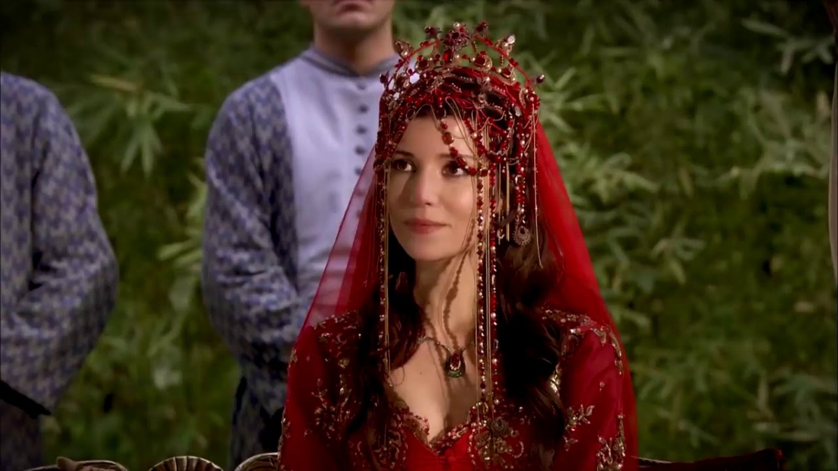 великолепный век дзен. хасеки хюррем султан хазе тлири. смерть хюррем султан великолепный век. хаски хюрем султан хазрет. хюррем хотят выдать замуж.