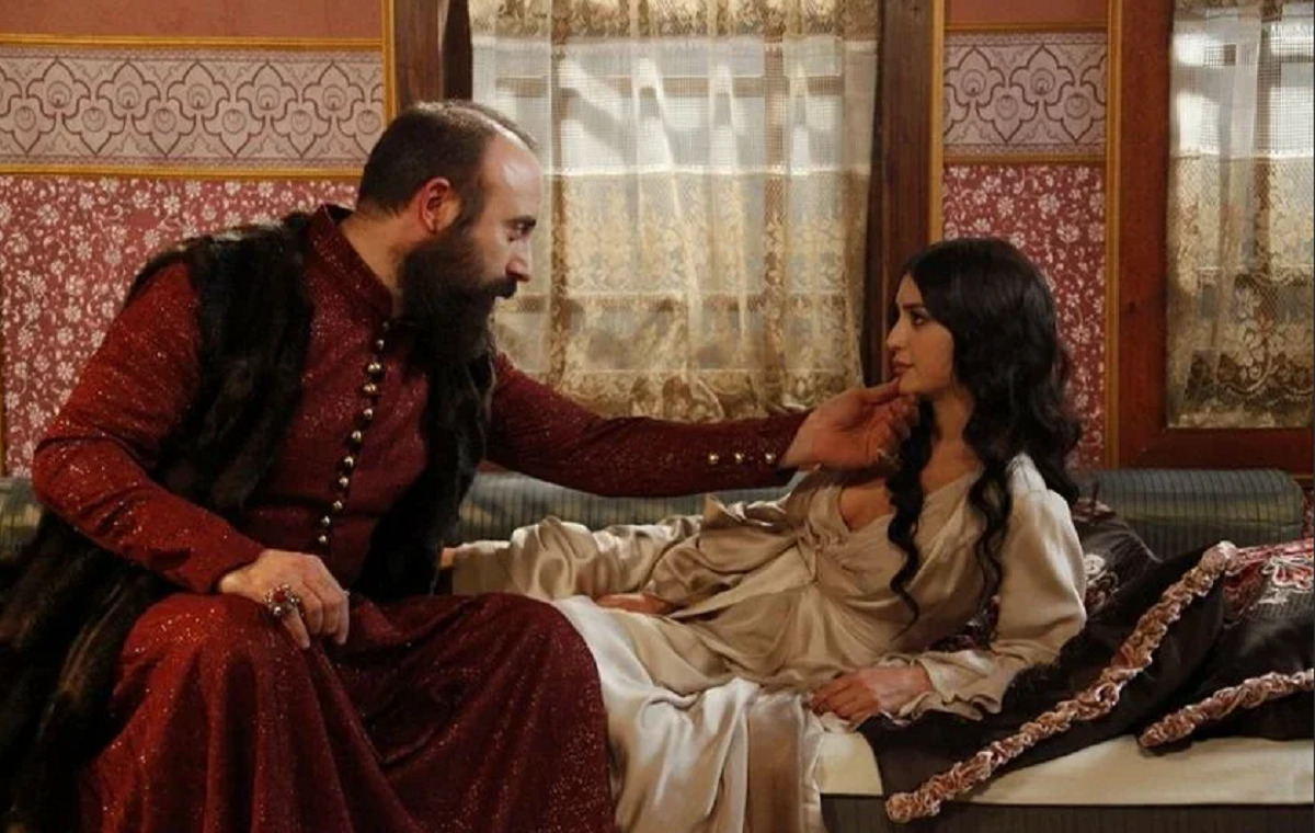 Сколько жен у султана