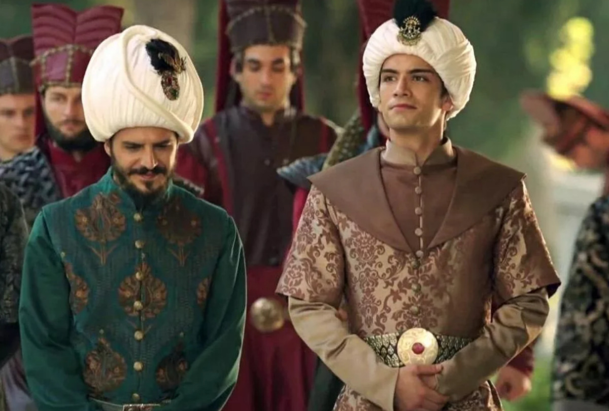 шехзаде баязид. шехзаде баязид великолепный век. шехзаде султана сулеймана. шехзаде султана сулеймана. султан сулейман и шехзаде.