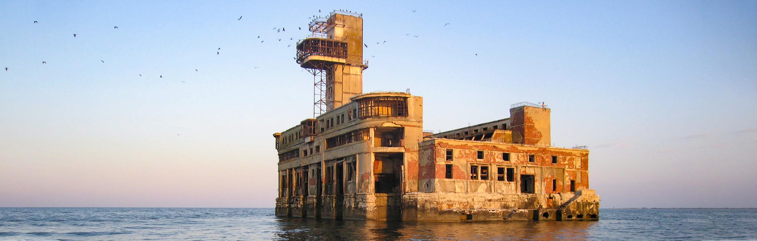 Город в каспийском море