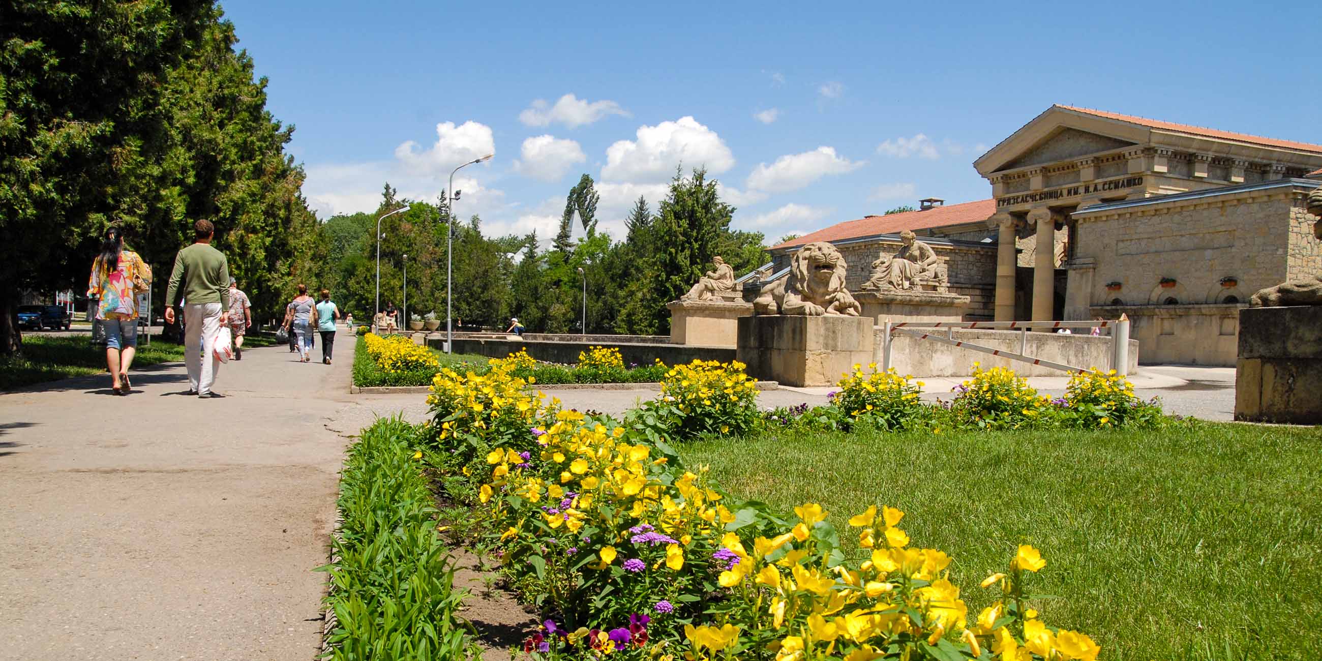 санаторий понтос плаза ессентуки. санаторий лечебный ключ ессентуки. санаторий россия ессентуки разумовского 7. октябрьская площадь 31 ессентуки. санаторий целебный ключ, г.