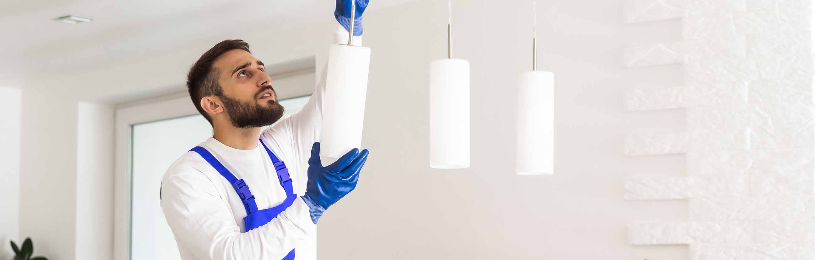 10 лучших компаний по натяжным потолкам в Новосибирске 2024: рейтинг ...