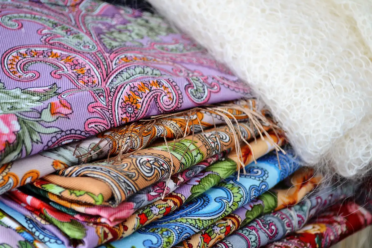 Ткань с русскими узорами. Текстильное ремесло. Текстильные промыслы. Ткань с народными узорами.