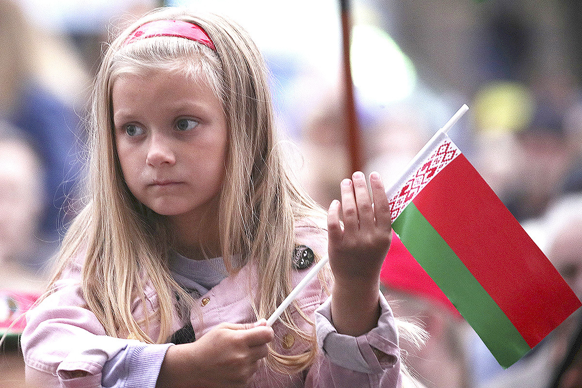 Директоров белорусских школ научат, как проводить военно-патриотическое воспитание