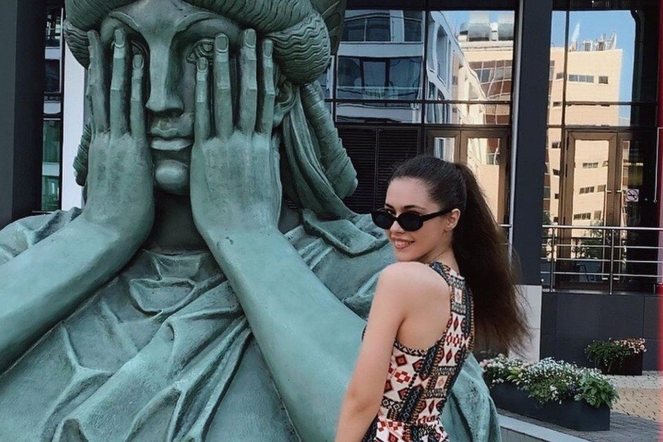 Наша претендентка на корону за 5 млн долларов: россиянка 14 лет шла к конкурсу Мисс Вселенная, а попала совершенно случайно