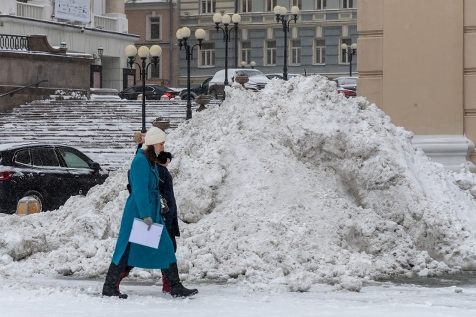 Москва много снега