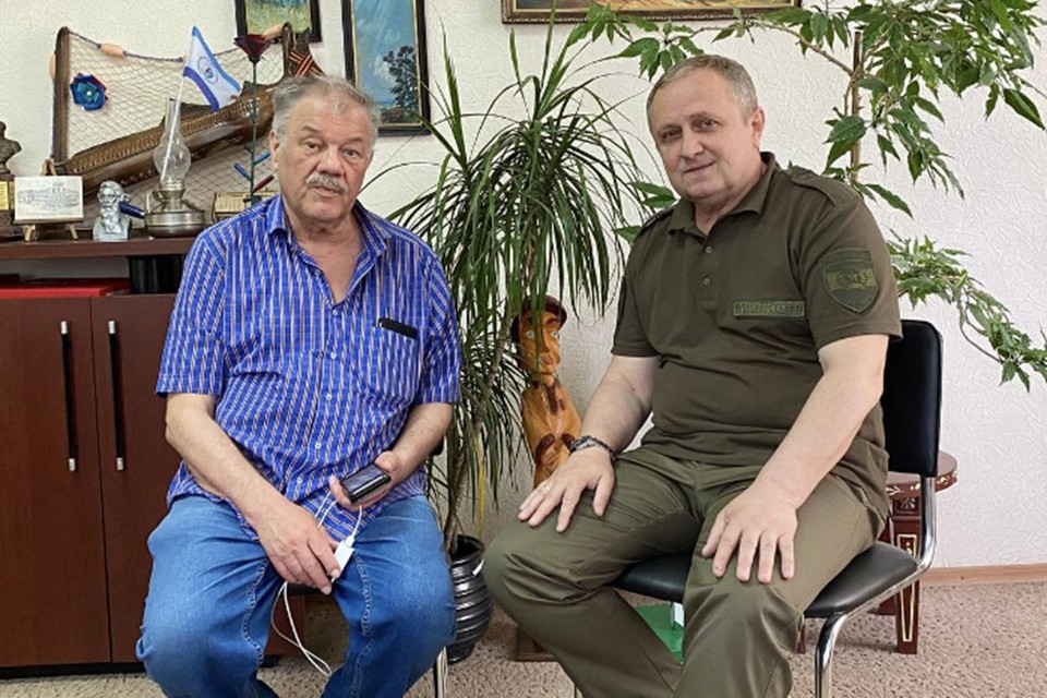 Юрий Дегтярев, глава Минприроды ЛНР: На защиту луганщины от неонацистов отправились даже те, кто должен беречь леса и реки