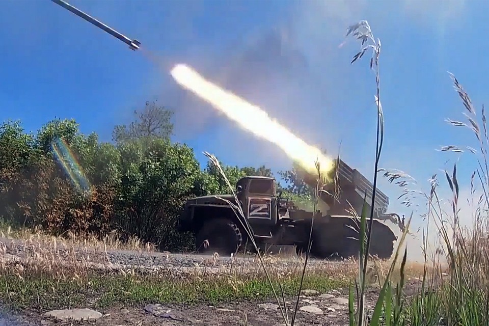 Минобороны России опубликовало кадры контрбатарейной борьбы в Донбассе
