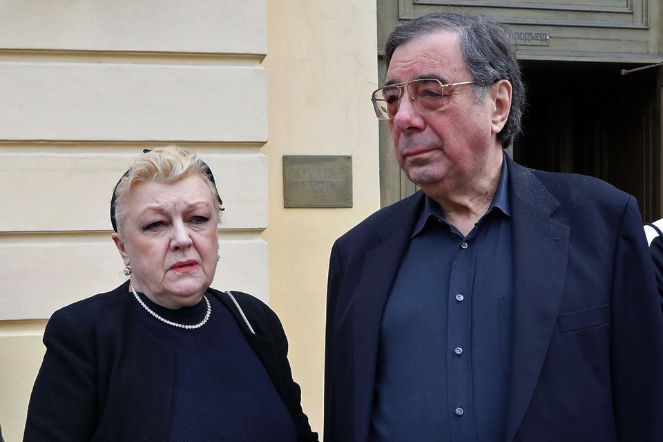 Цивин и Дрожжина должны вернуть Баталовым миллионы рублей