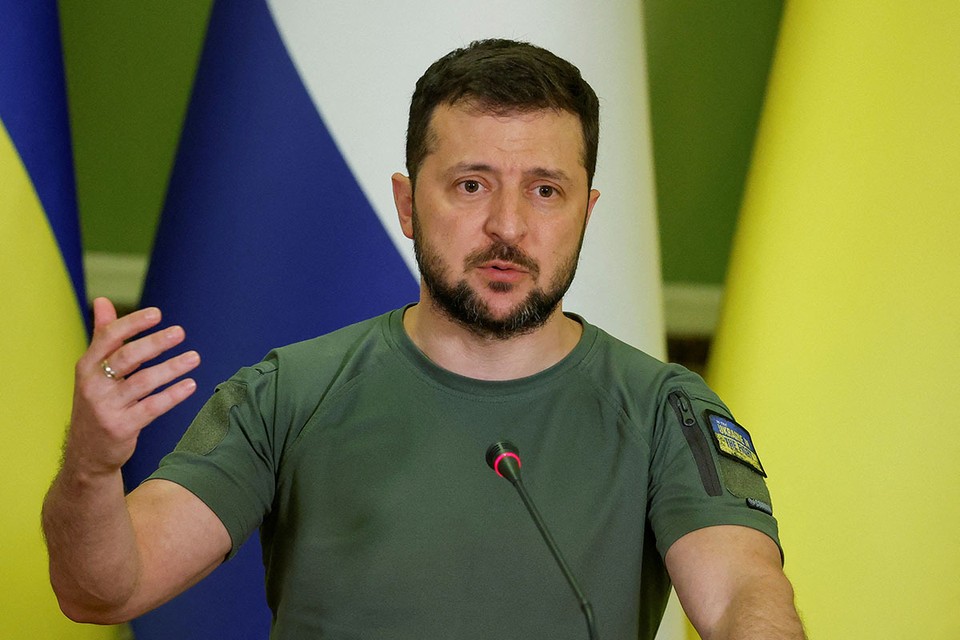 Зачем Зеленский зачищает СБУ