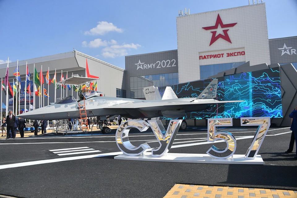 Три топора, авианосец и безбашенный Урал. Что смотреть на форуме Армия-2022