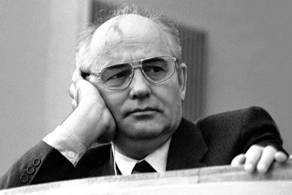 Вспоминая эпоху Горбачева: Время, когда деньги лежали под ногами