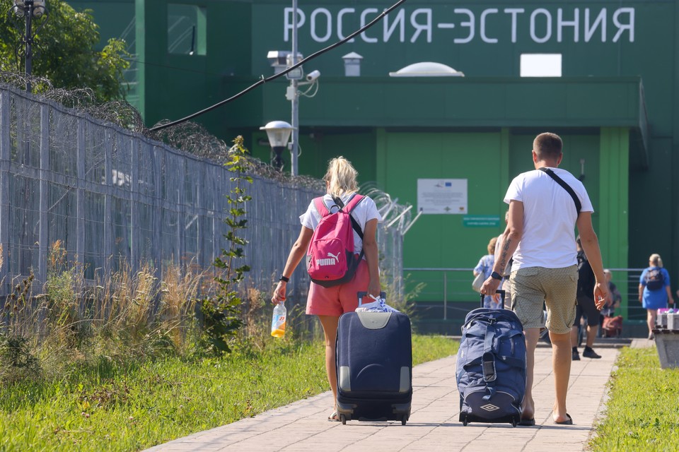 Латвия, Литва и Эстония запрещают въезд россиянам на свою территорию: к чему это приведет