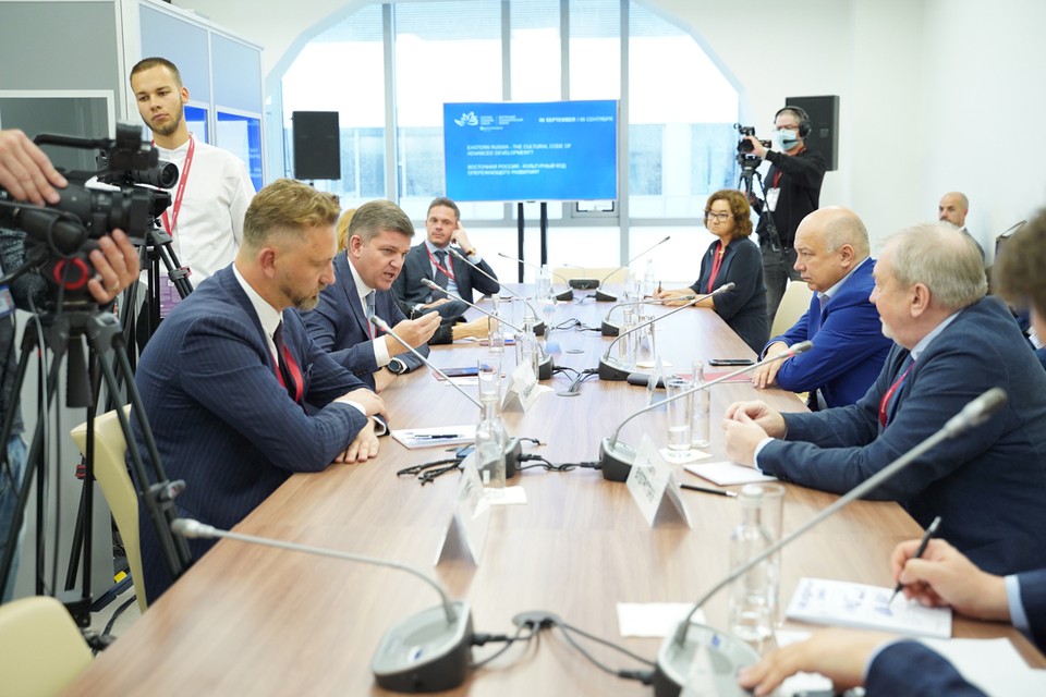 Уникальный культурный код Восточной России обсудили на ВЭФ-2022