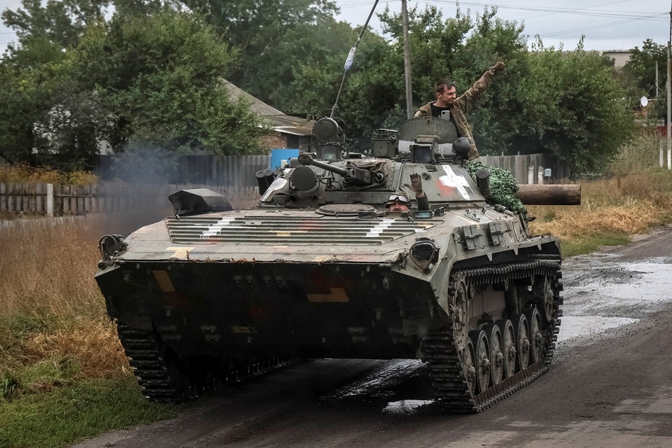 Военный эксперт: Под Балаклеей мы пропустили удар, но надо встать, отряхнуться и идти дальше