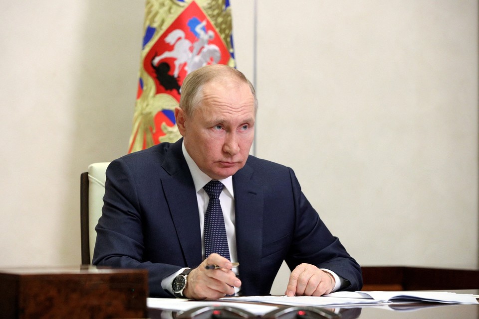 Путин подписал новые законы о правилах мобилизации и добровольцах: Что нужно знать