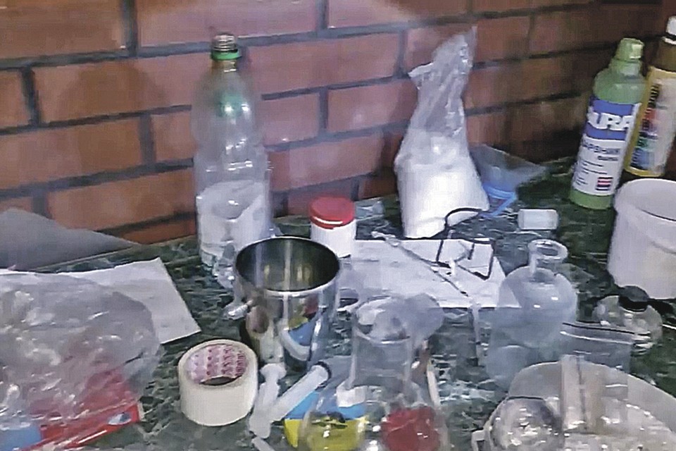 Чтобы не чувствовали боли и страха: Раскрыта правда о том, как солдат ВСУ накачивают наркотиками
