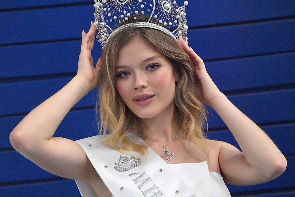 Кто такая Анна Линникова, представляющая Россию на конкурсе Мисс Вселенная 2022