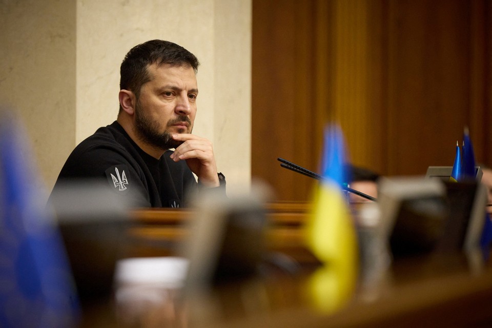 Боится собственных солдат: на Украине создают Гвардию кардинала для охраны Зеленского от озверевших ВСУшников