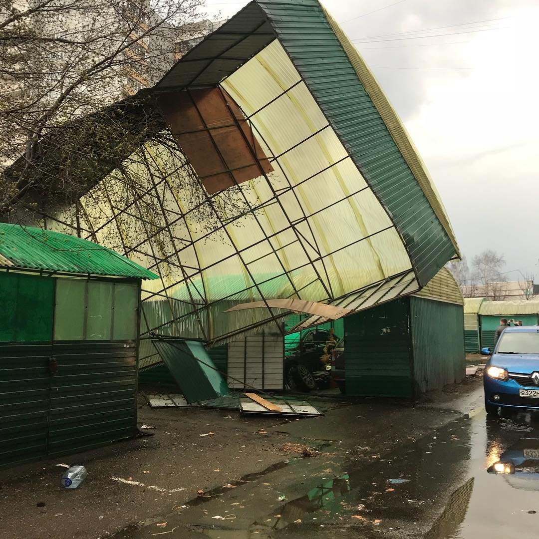 Будет ли ураган в москве. Вчерашняя буря в Москве. Ураган в Москве 1997. Ураган в Москве. Ураган в Москве сейчас.