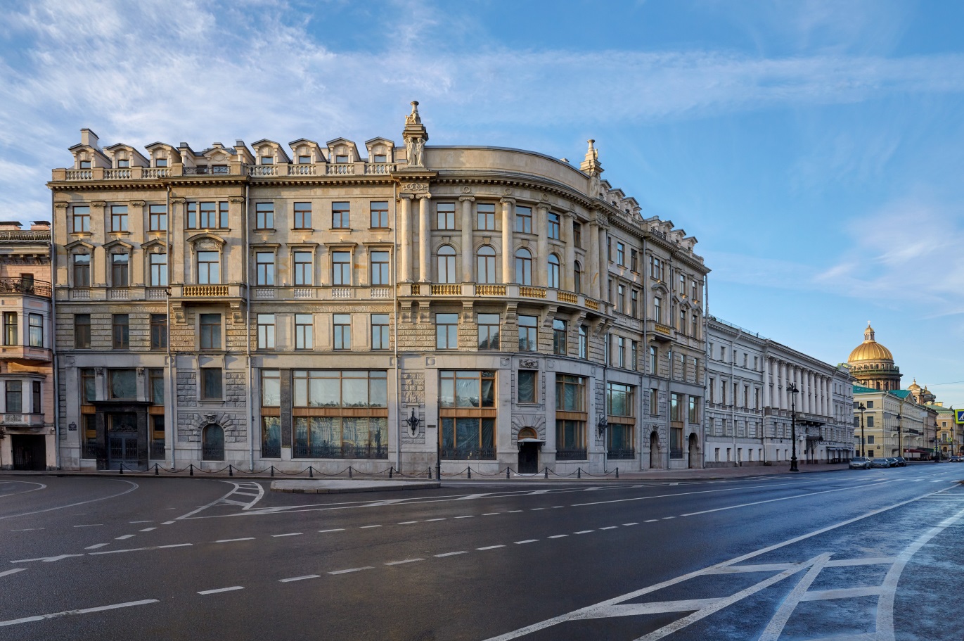 Спб центральный. Санкт-Петербург Невский 1. Невский проспект д.1. Невский проспект 1 Санкт-Петербург. Невский проспект 1/4.