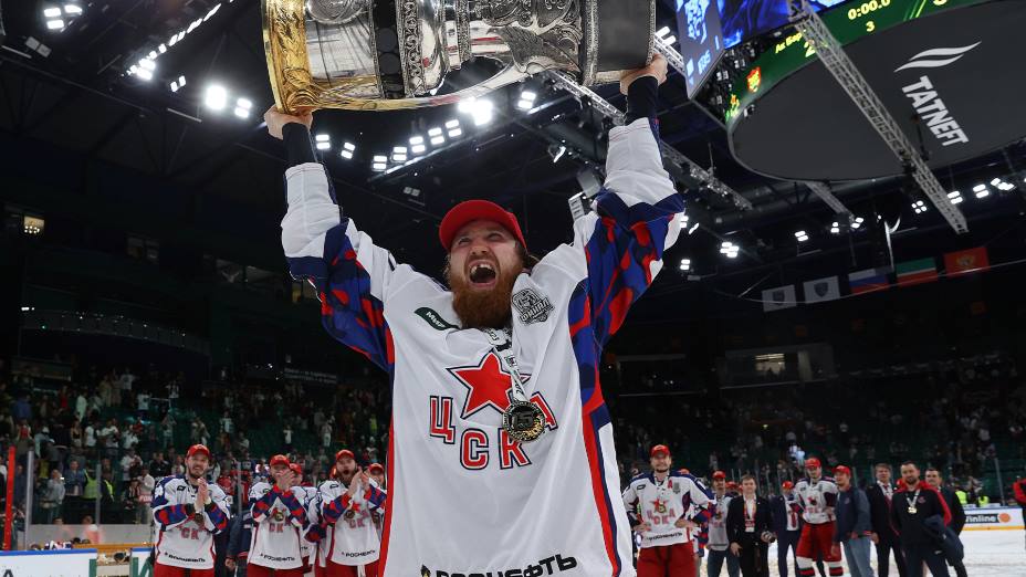 Кто станет чемпионом кхл 2023. Зинэтула билялетдинов в нхл. Цска хоккей кубок гагарина 2023. Кхл кубок гагарина 2023-2024. Кто станет чемпионом кхл 2023.