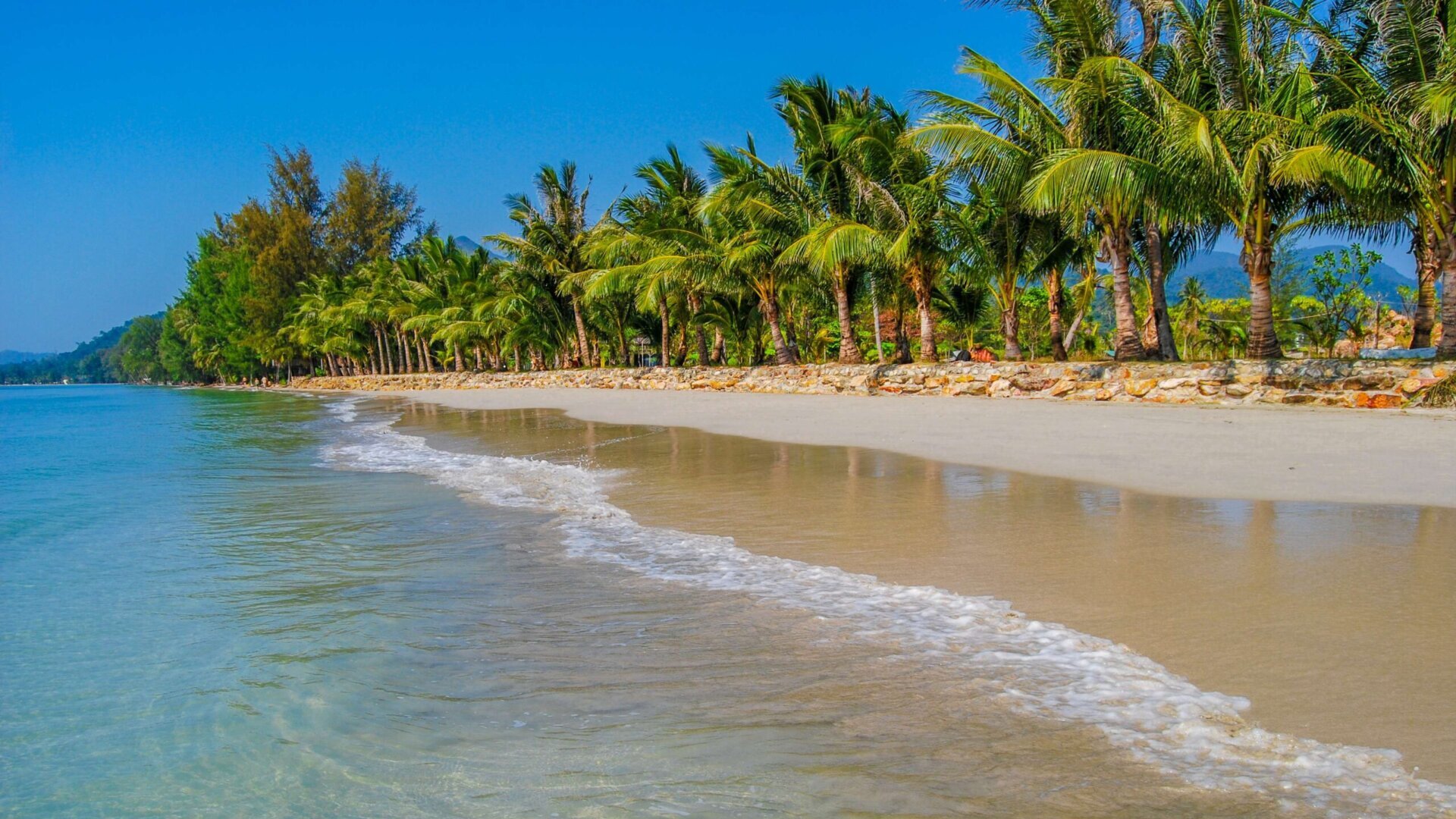 Частный пляж Клонг Прао Бич.