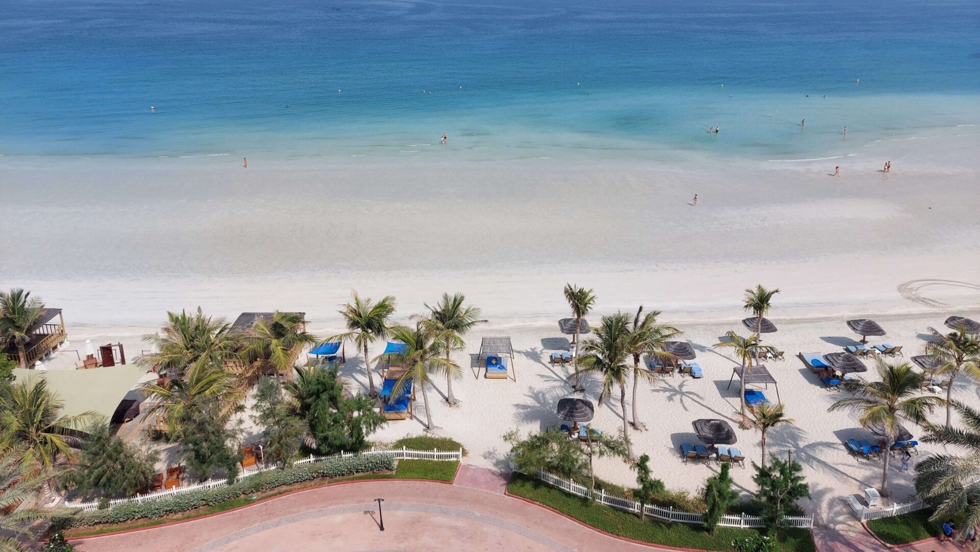 Пляж в Аджмане