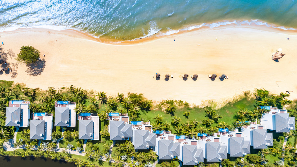 Вид сверху на Бай Дай