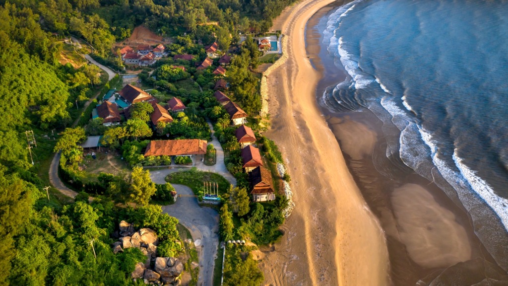 Курорт Ха Тинь