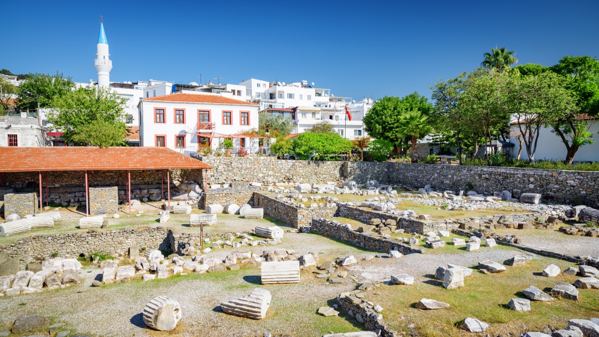 Руины мавзолея в Галикарнасе.