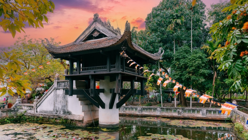 Пагода Тюа-Мот-Кот, Ханой.