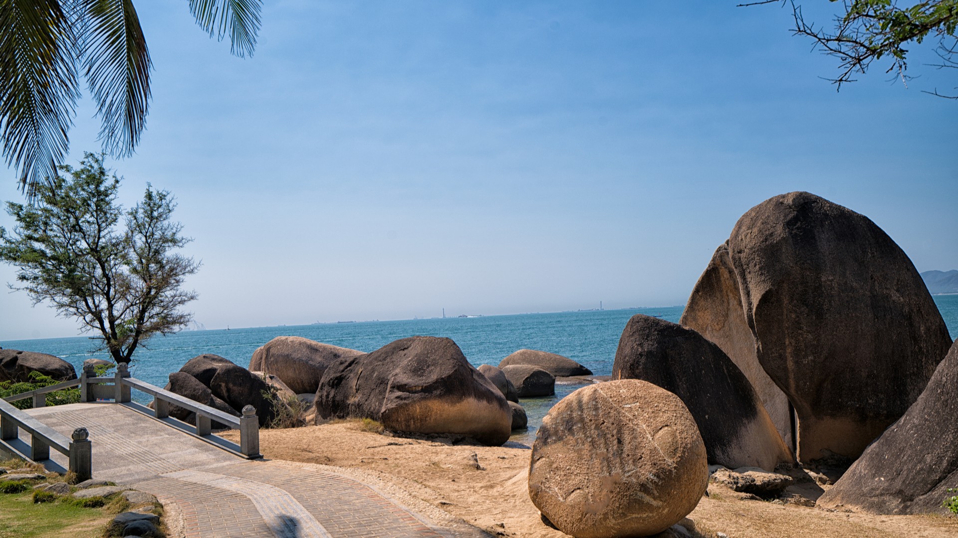 Парк "Край света", остров Хайнань.