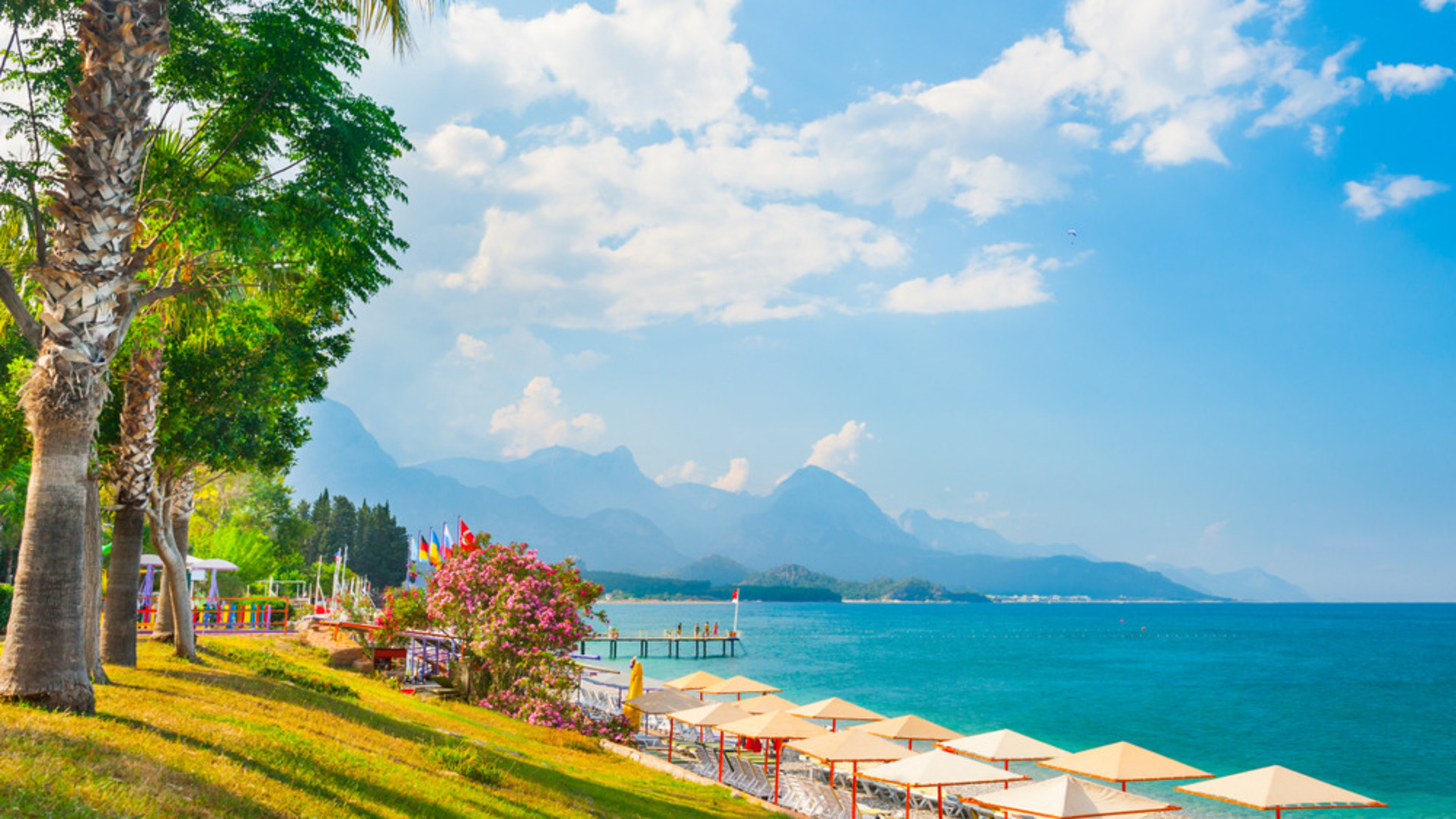 Тенистое побережье Кемера.