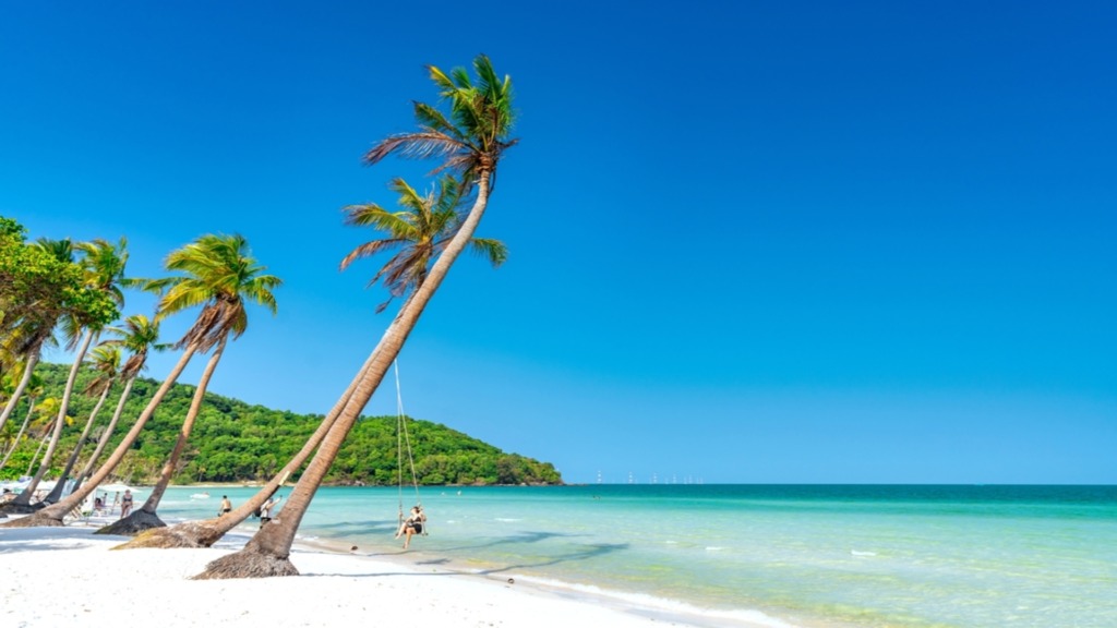 Тропический пляж Sao Beach на Фукоке