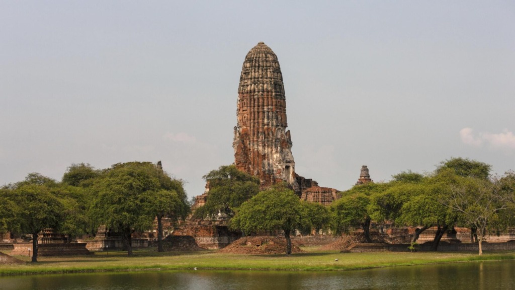 Храм Ват Пхра Рам в Аюттхае.