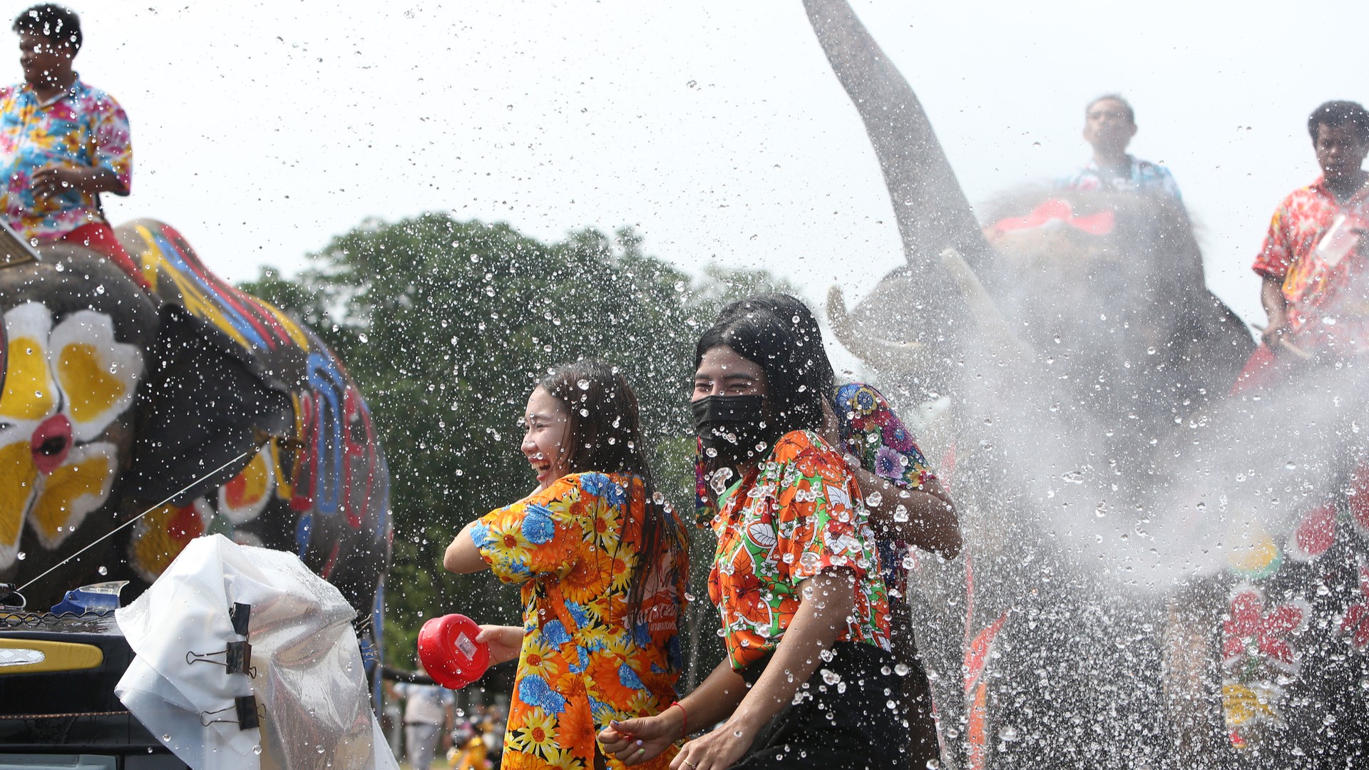 Сонгкран в Таиланде.