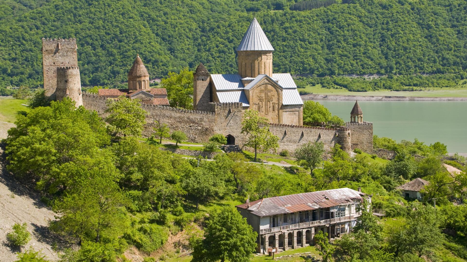 Алавердский монастырь, Кахетия.