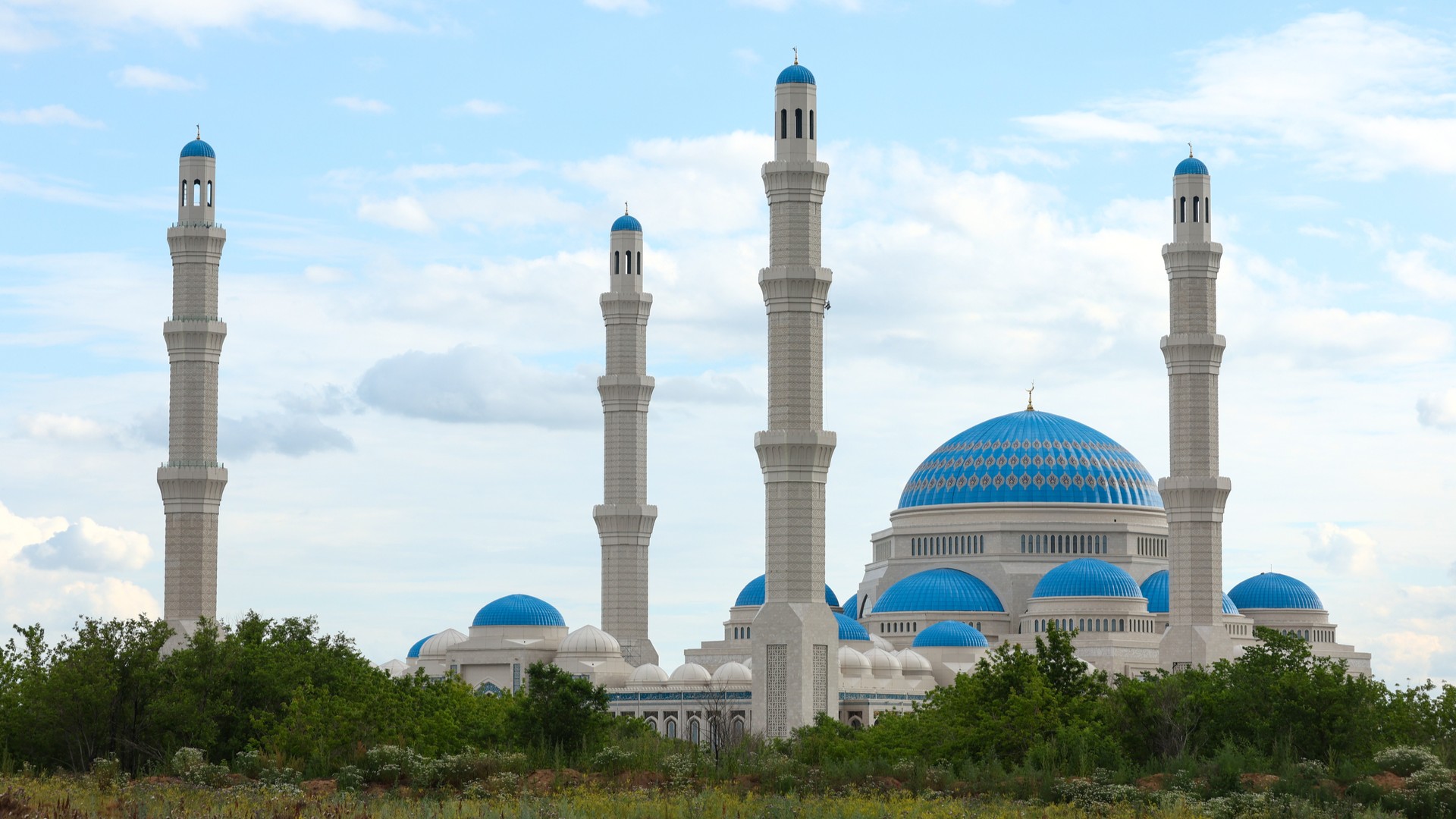 Большая мечеть Астаны, Казахстан.