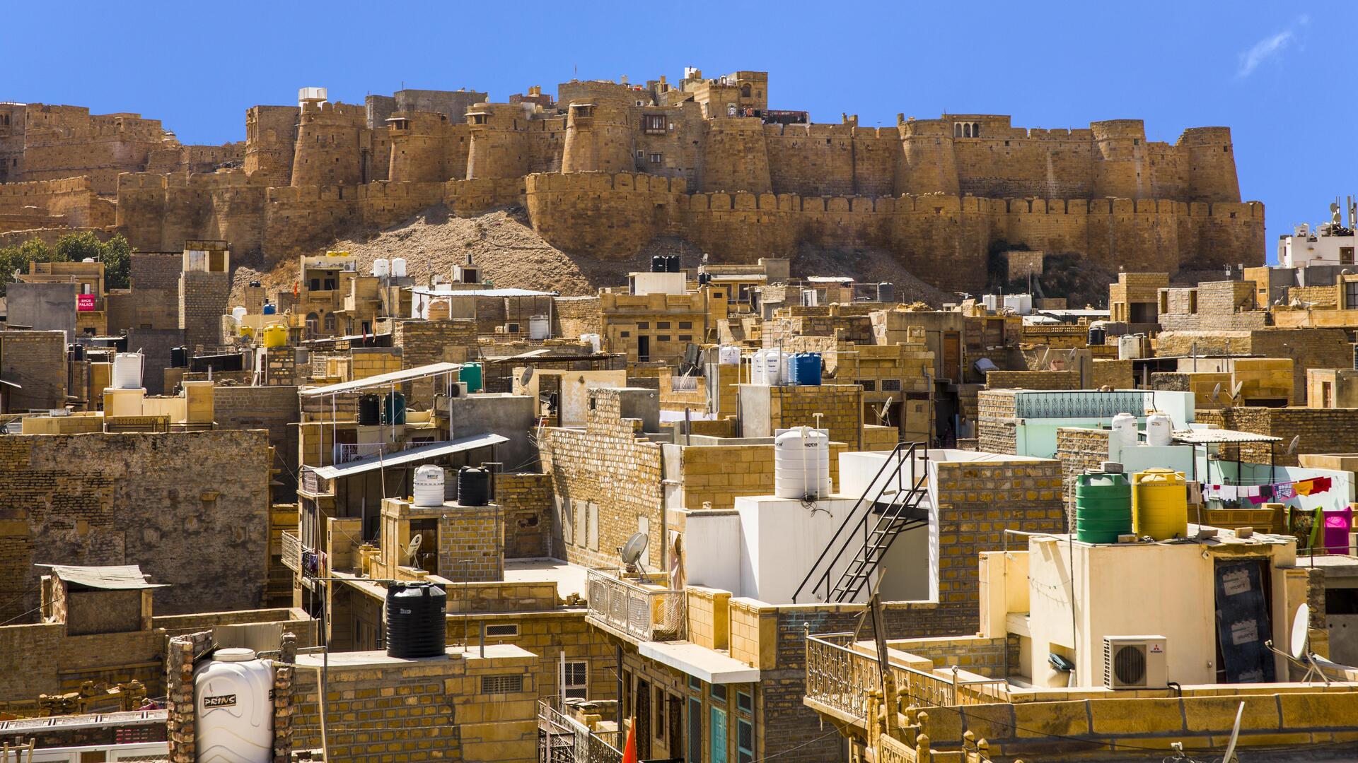 Форт-Сердце Джайсалмера — экзотического города в пустыне Тар, Джайсалмер.